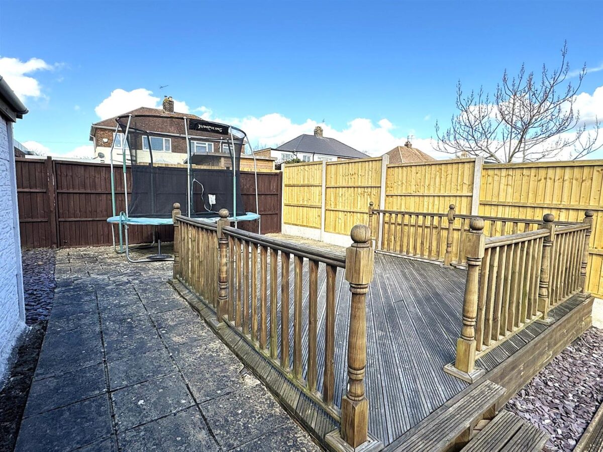 Hillside Crescent, Weldon, Corby