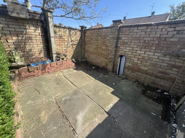Hawthorne Walk, Corby