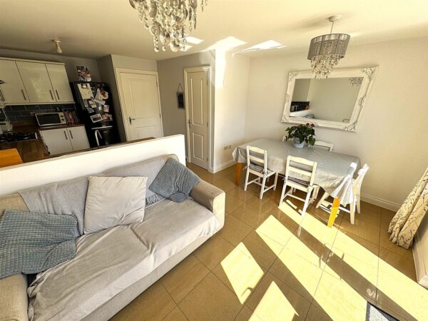 Chepstow Road, Corby