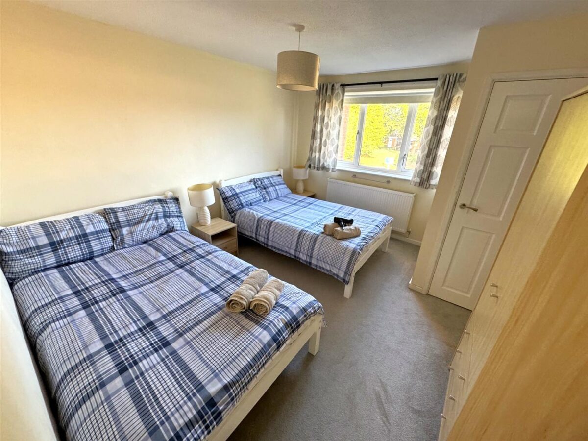 Morley Walk, Corby