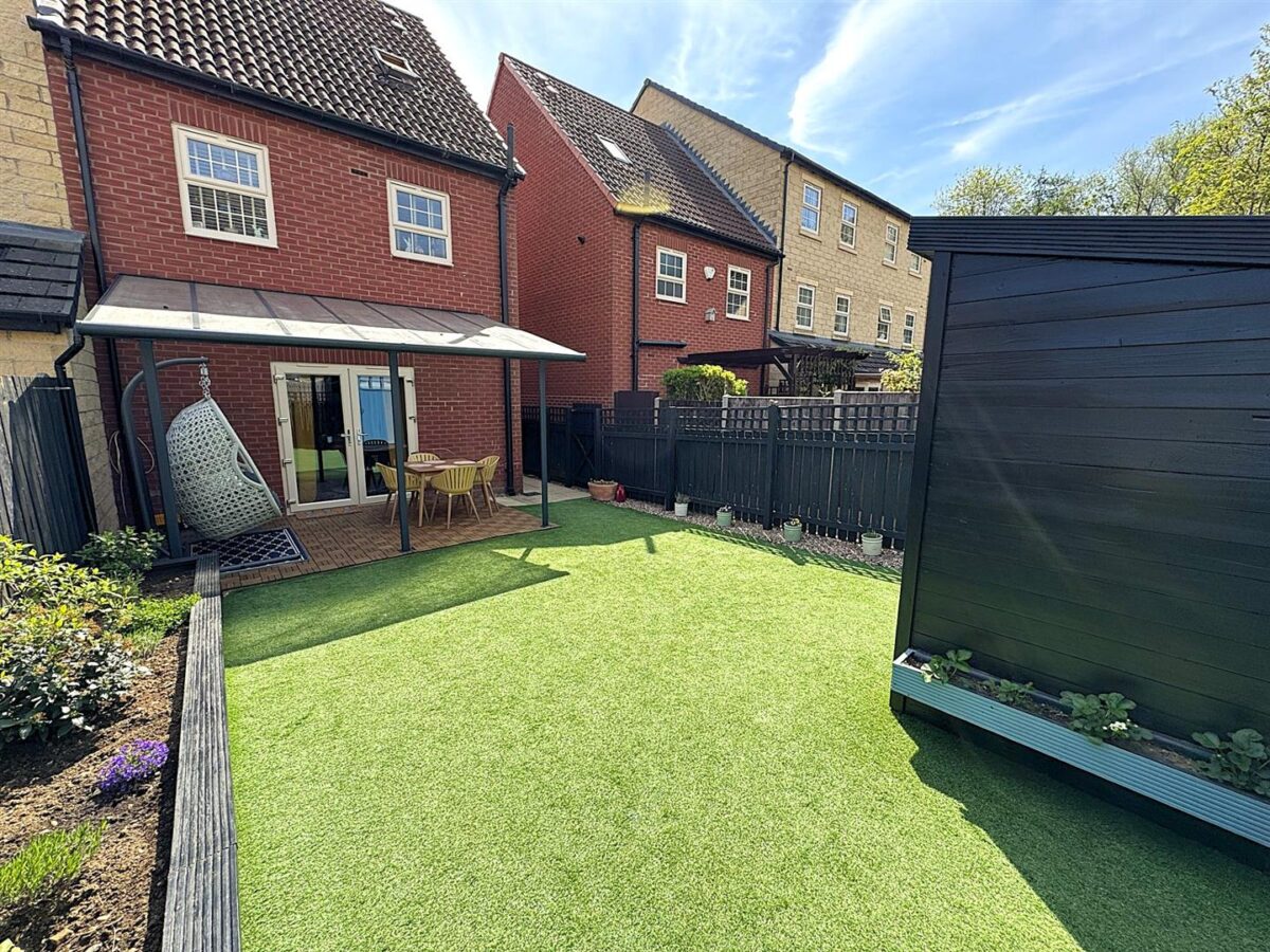 Regal Close, Corby