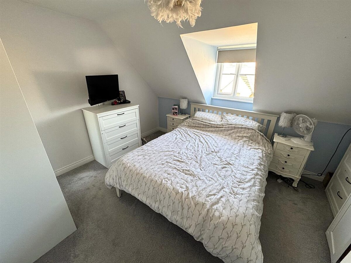 Chepstow Road, Corby