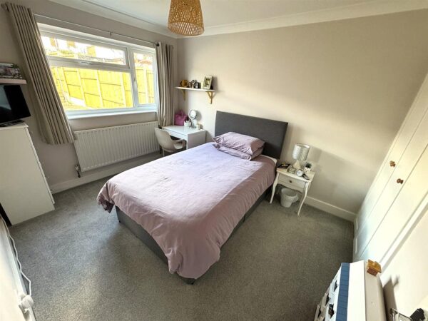 Hillside Crescent, Weldon, Corby
