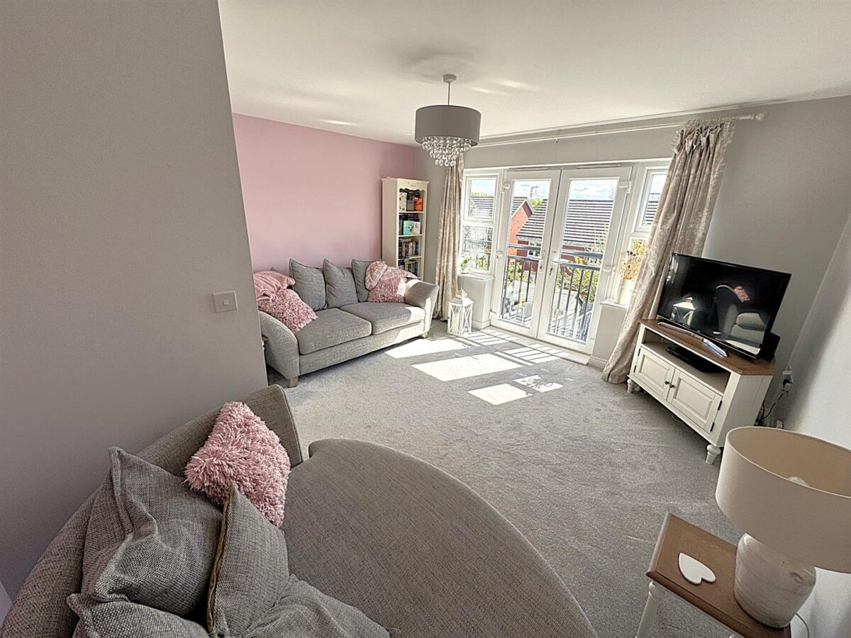 Chepstow Road, Corby