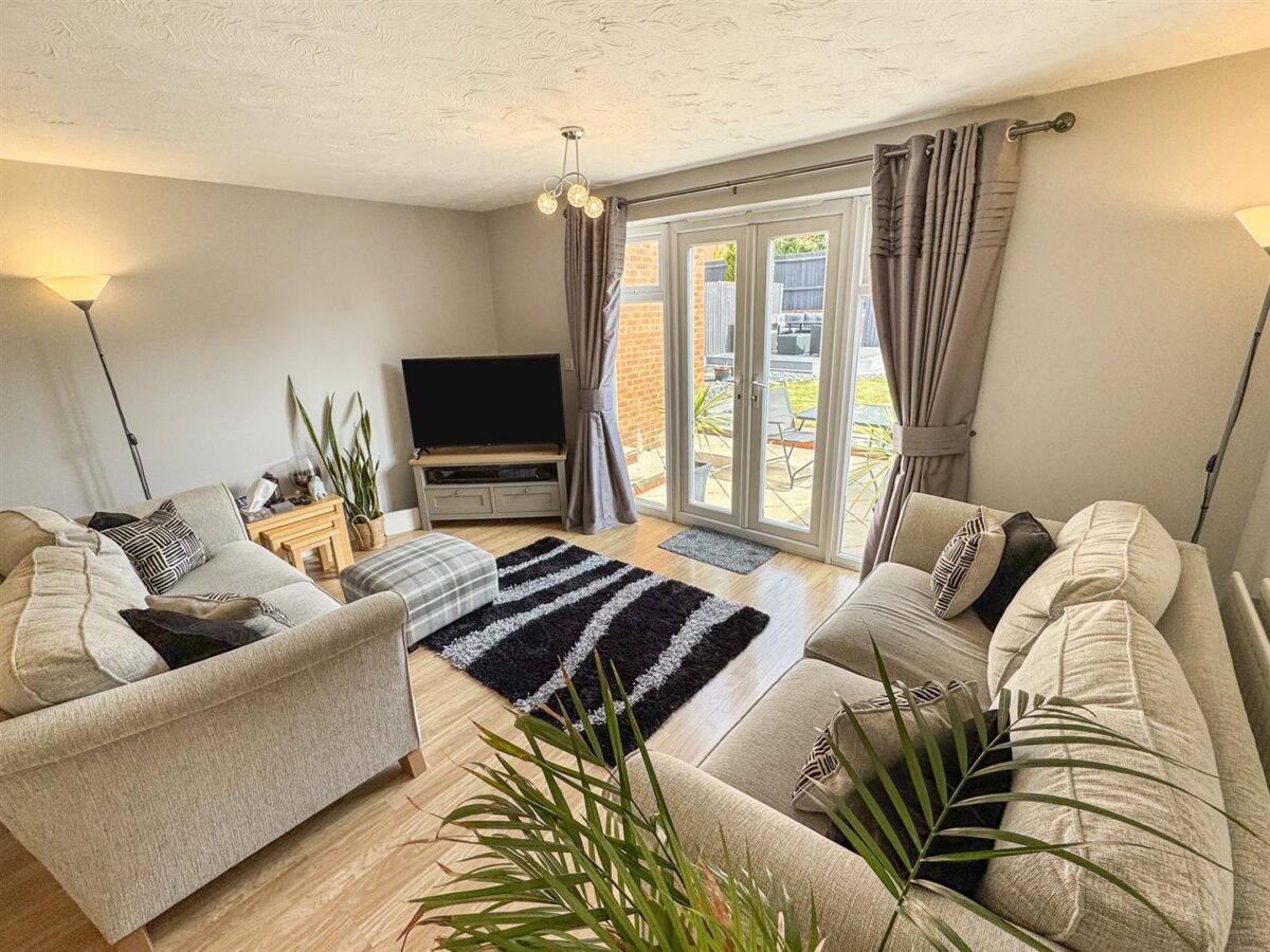 Violet Close, Corby