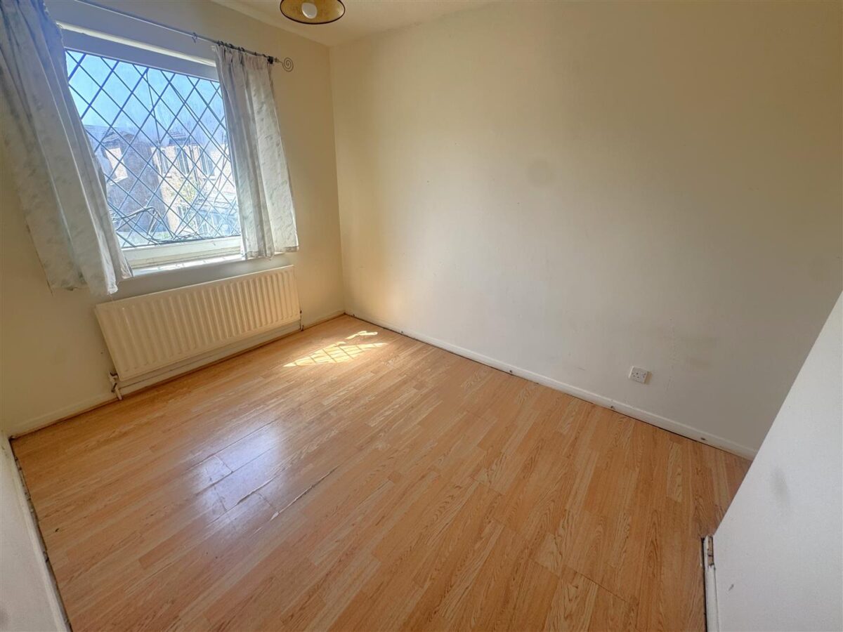 Hawthorne Walk, Corby