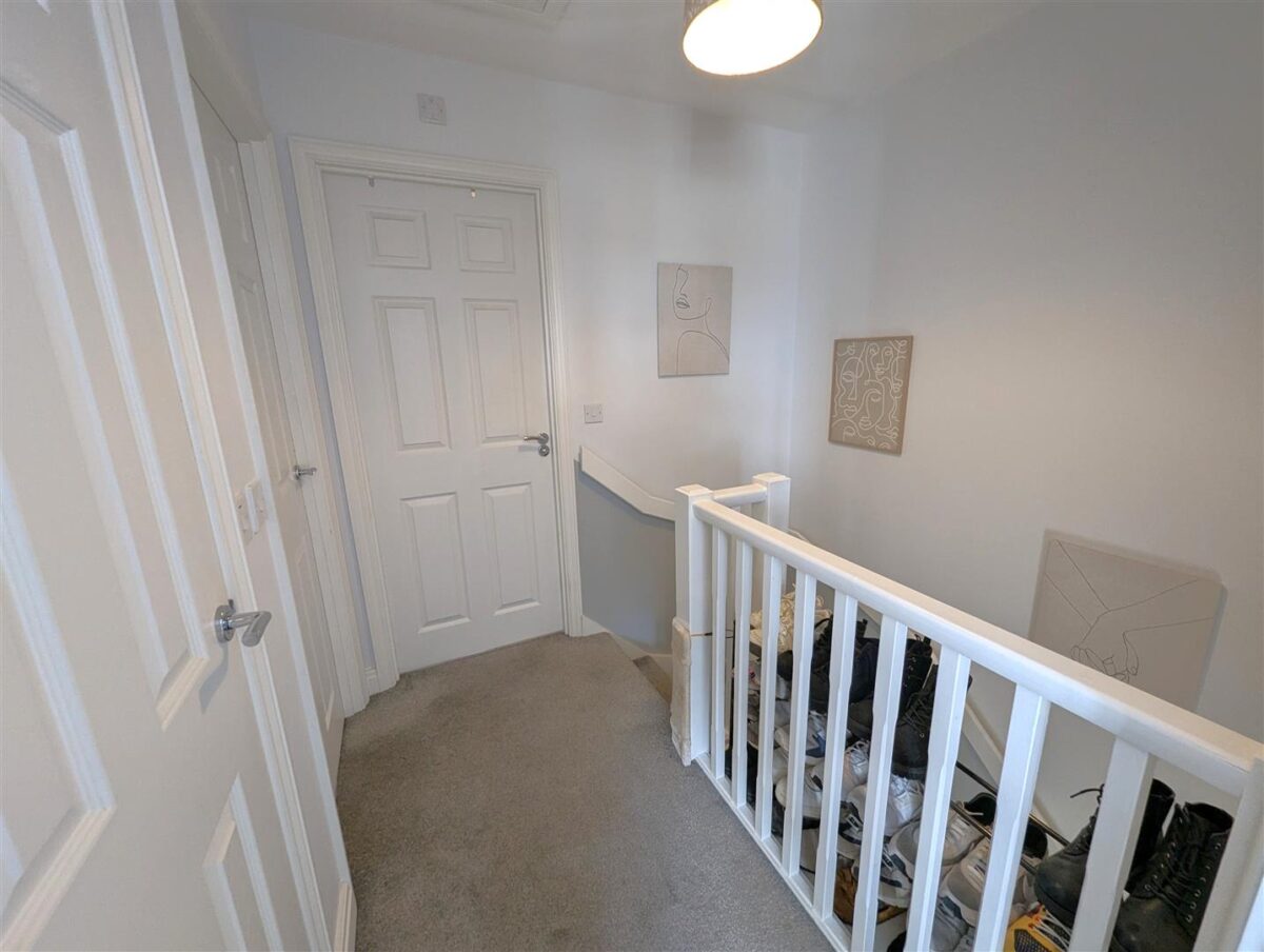 Woburn Close, Corby