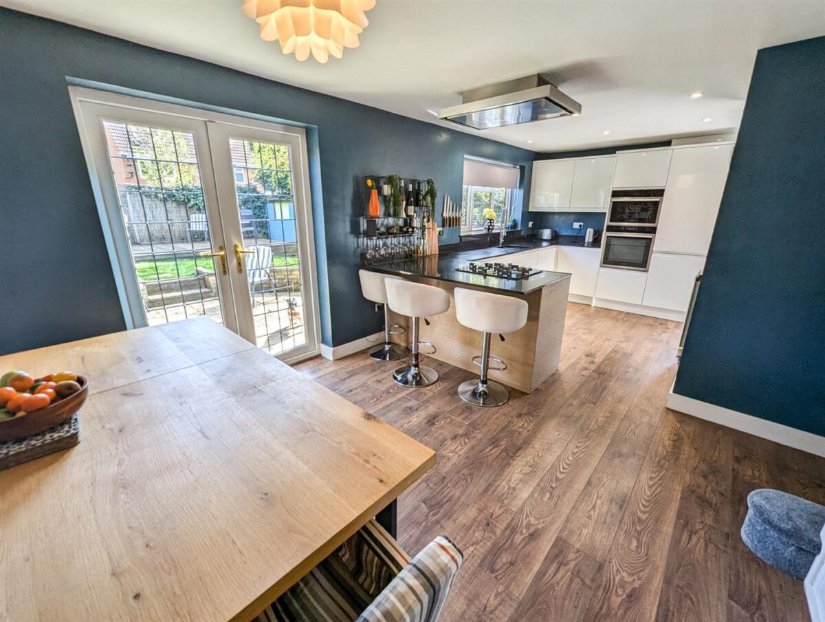 Charnwood Road, Corby