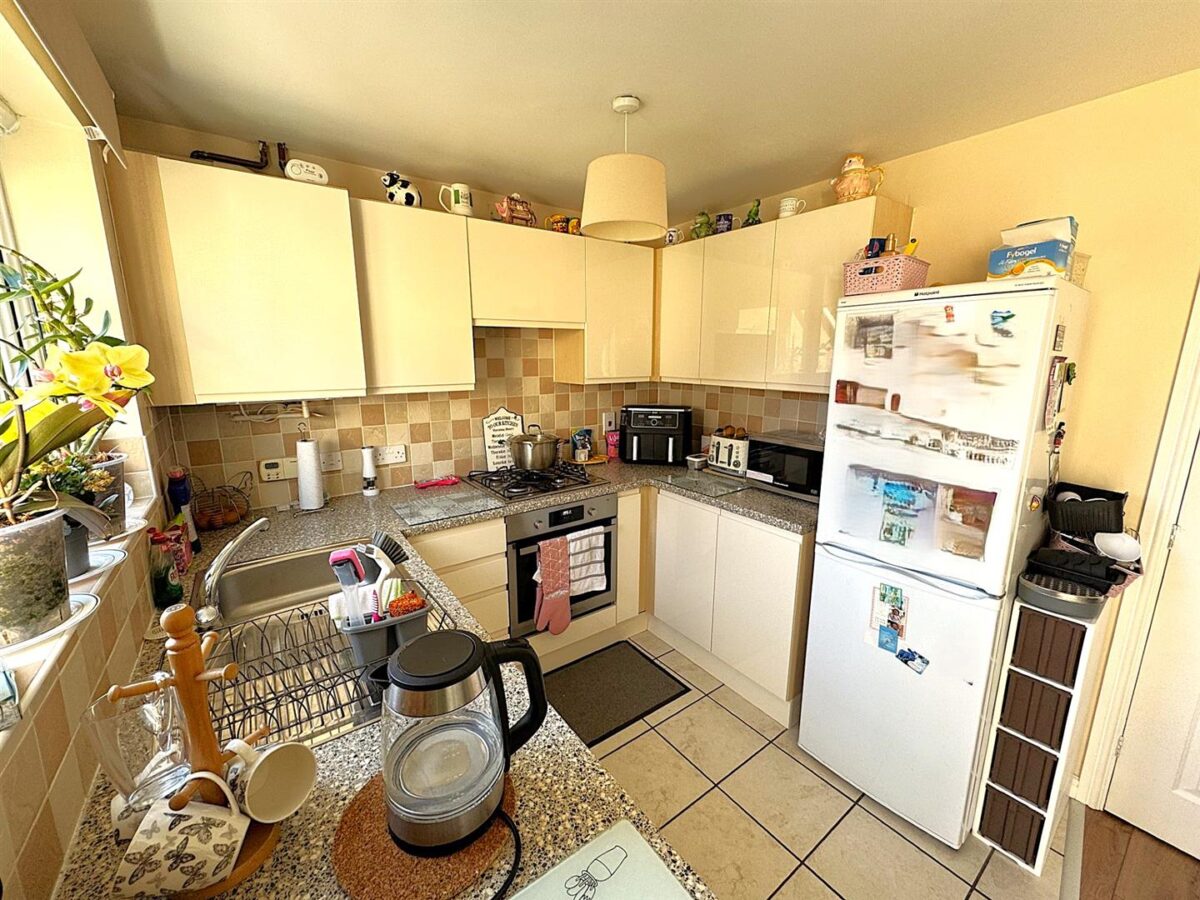 Corfe Close, Corby