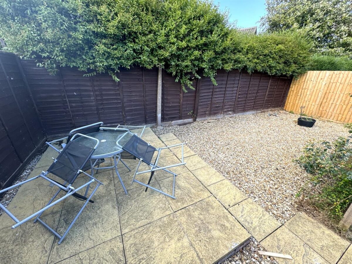 Shetland Way, Corby
