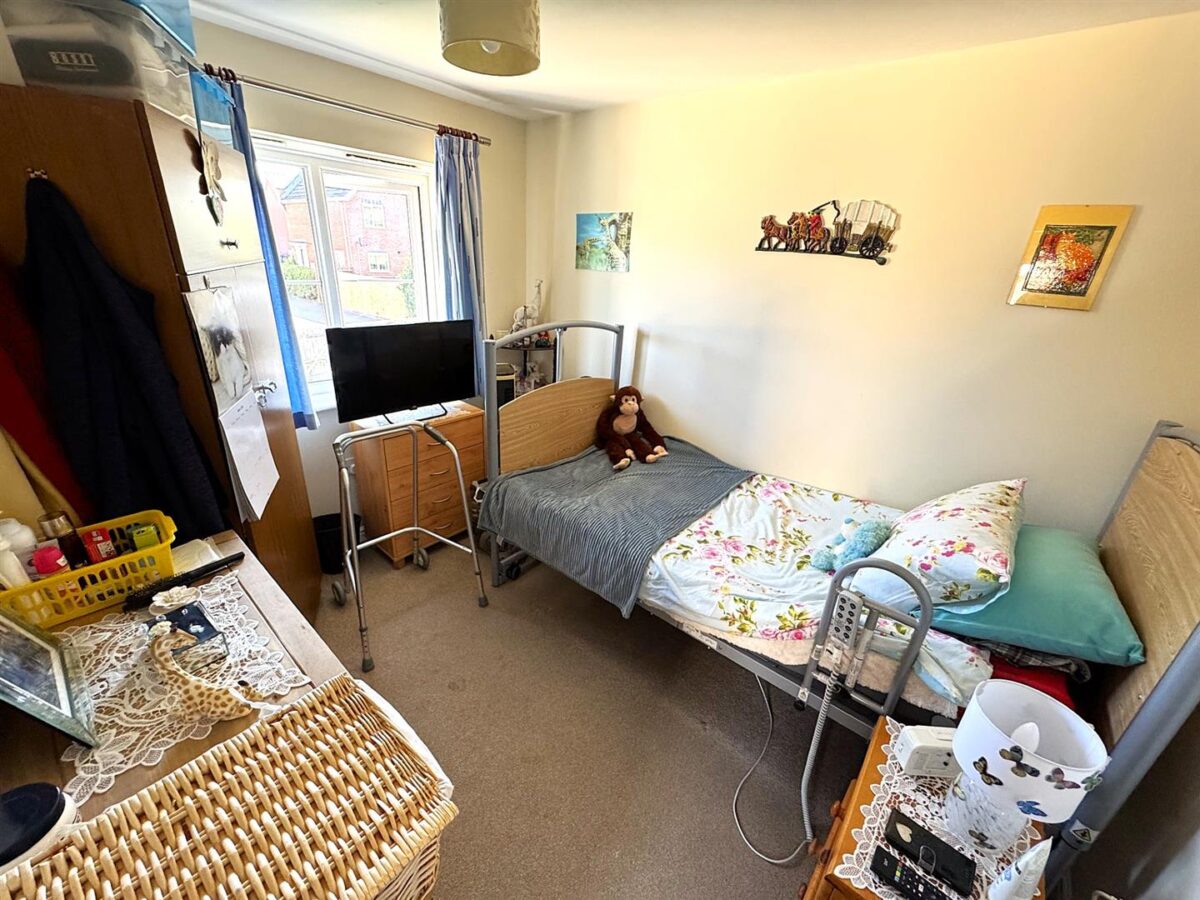 Corfe Close, Corby