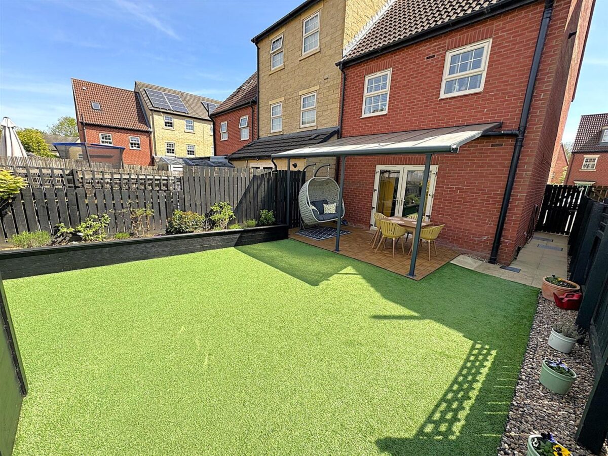 Regal Close, Corby