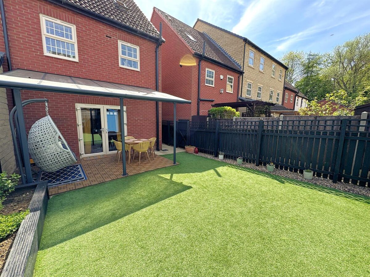 Regal Close, Corby