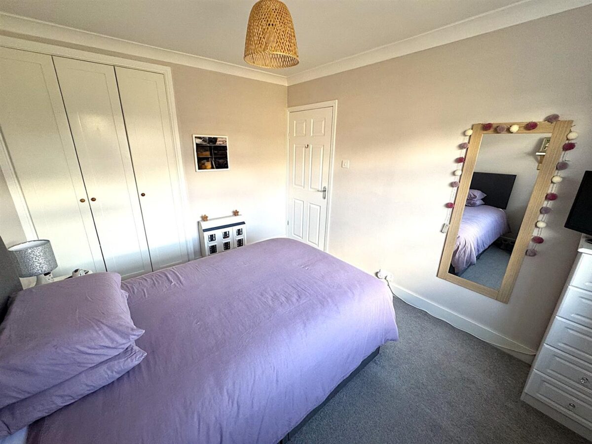 Hillside Crescent, Weldon, Corby
