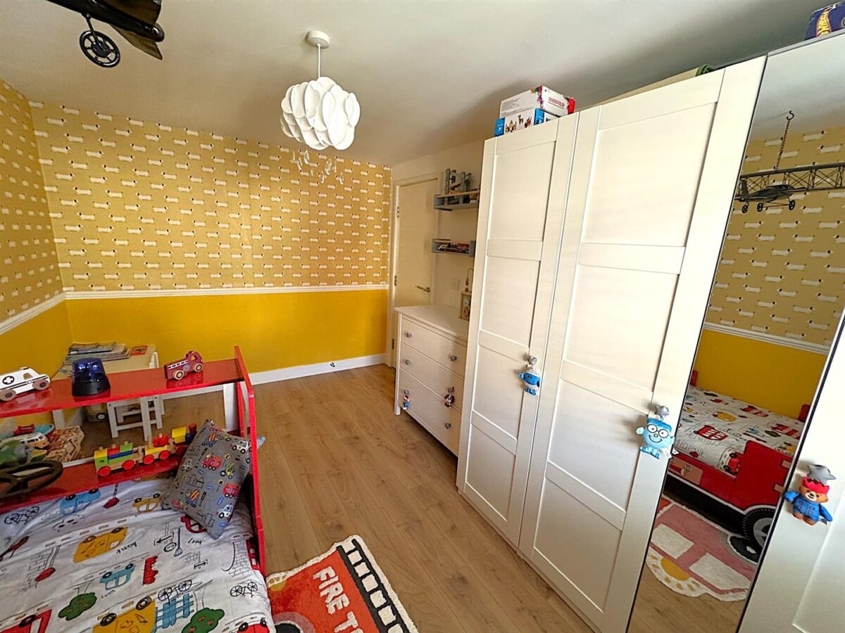 Regal Close, Corby