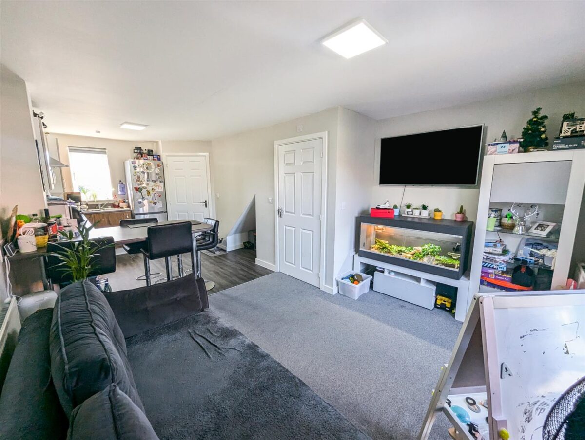 Egan Close, Weldon, Corby