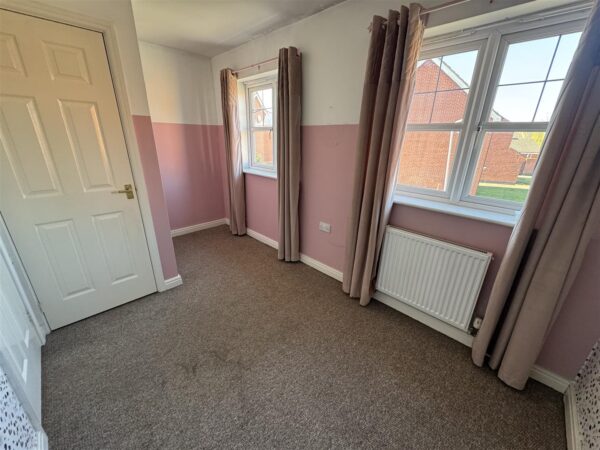 Farnborough Close, Corby