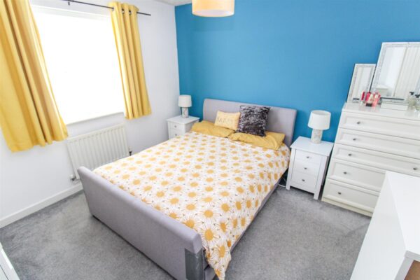 Violet Close, Corby