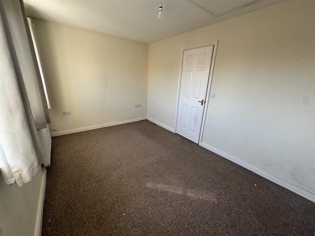 Farnborough Close, Corby