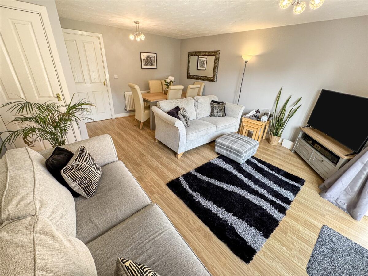 Violet Close, Corby