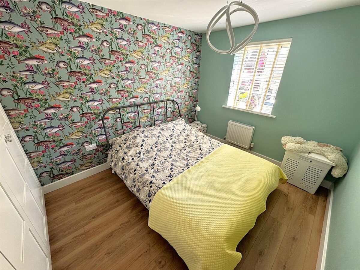 Regal Close, Corby