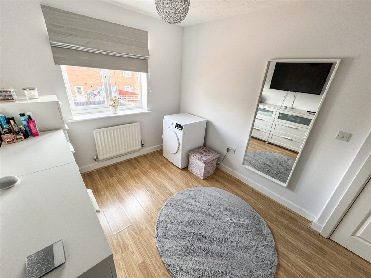 Violet Close, Corby