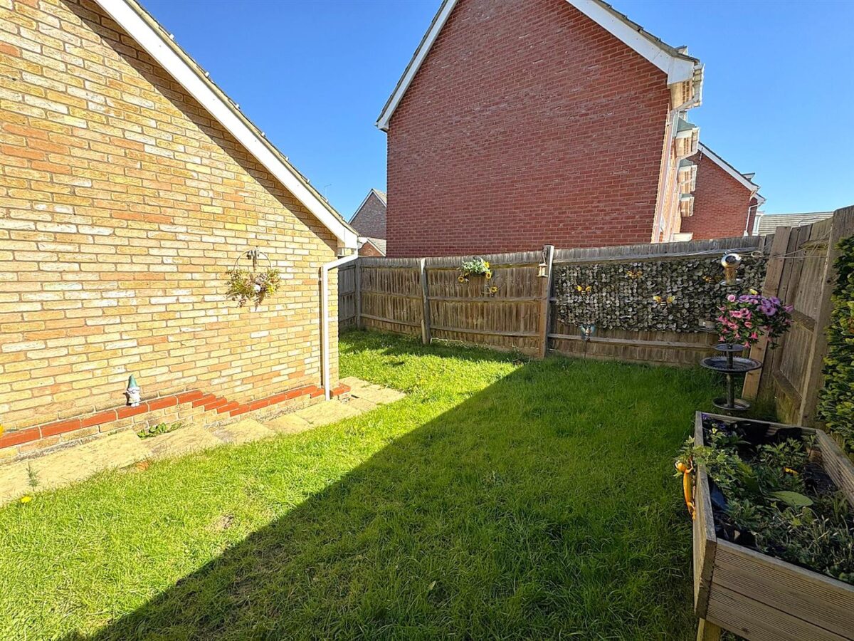 Corfe Close, Corby