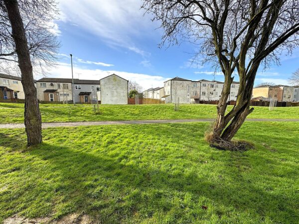 Grantham Walk, Corby