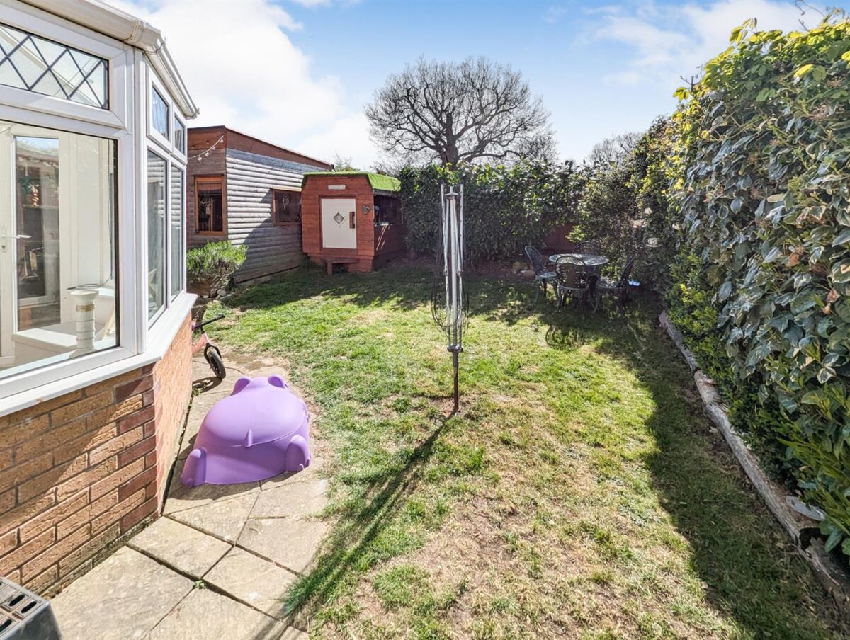 Hempland Close, Great Oakley, Corby