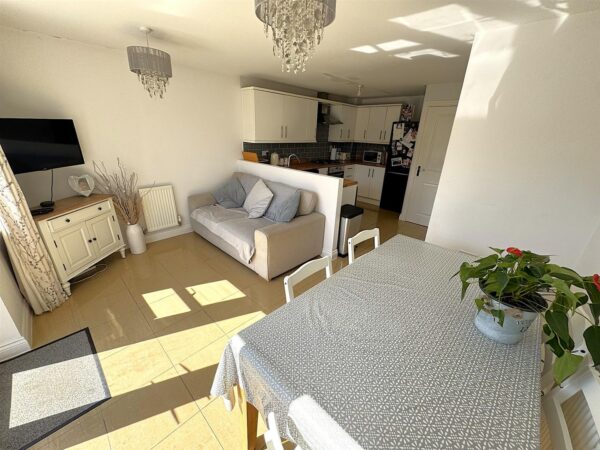 Chepstow Road, Corby