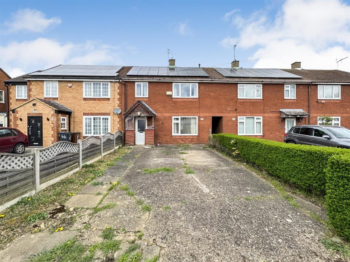 Willow Brook Road, Corby
