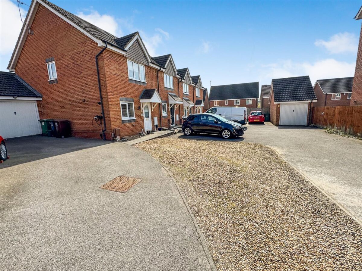 Violet Close, Corby