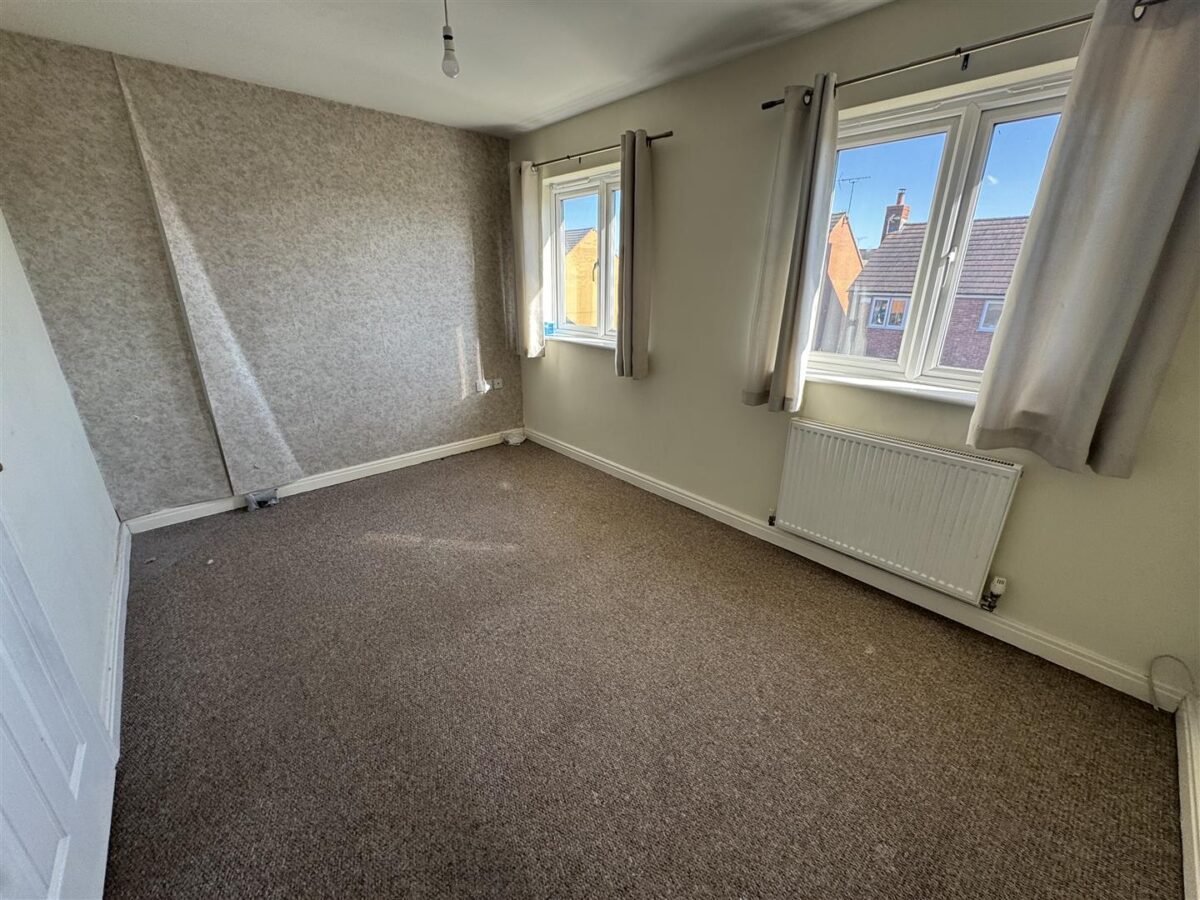 Farnborough Close, Corby