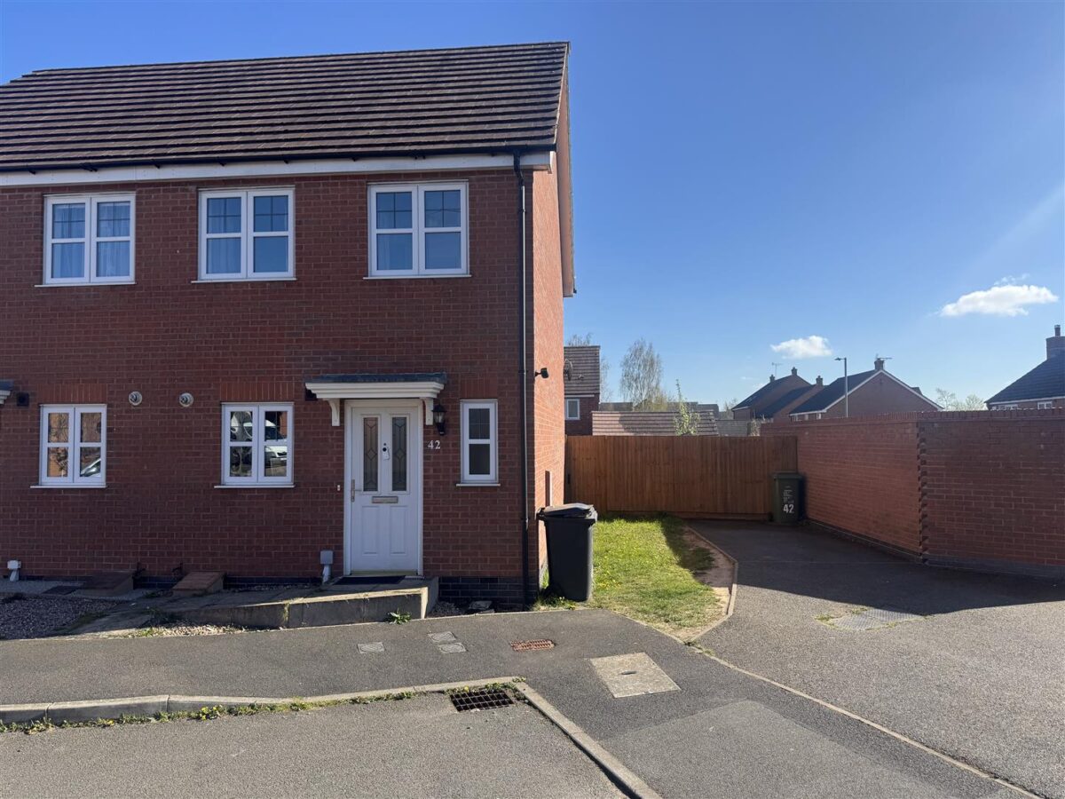 Farnborough Close, Corby