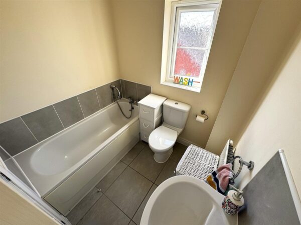 Chepstow Road, Corby