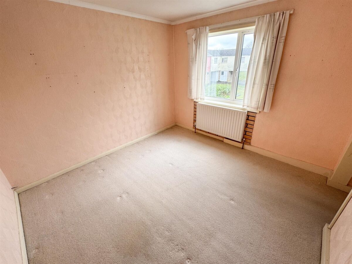 Greig Walk, Corby