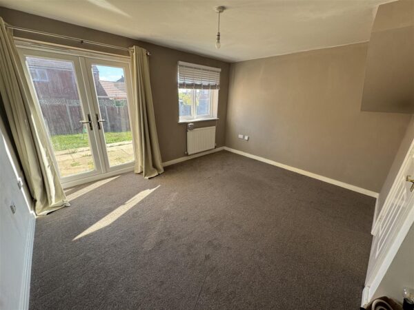 Farnborough Close, Corby