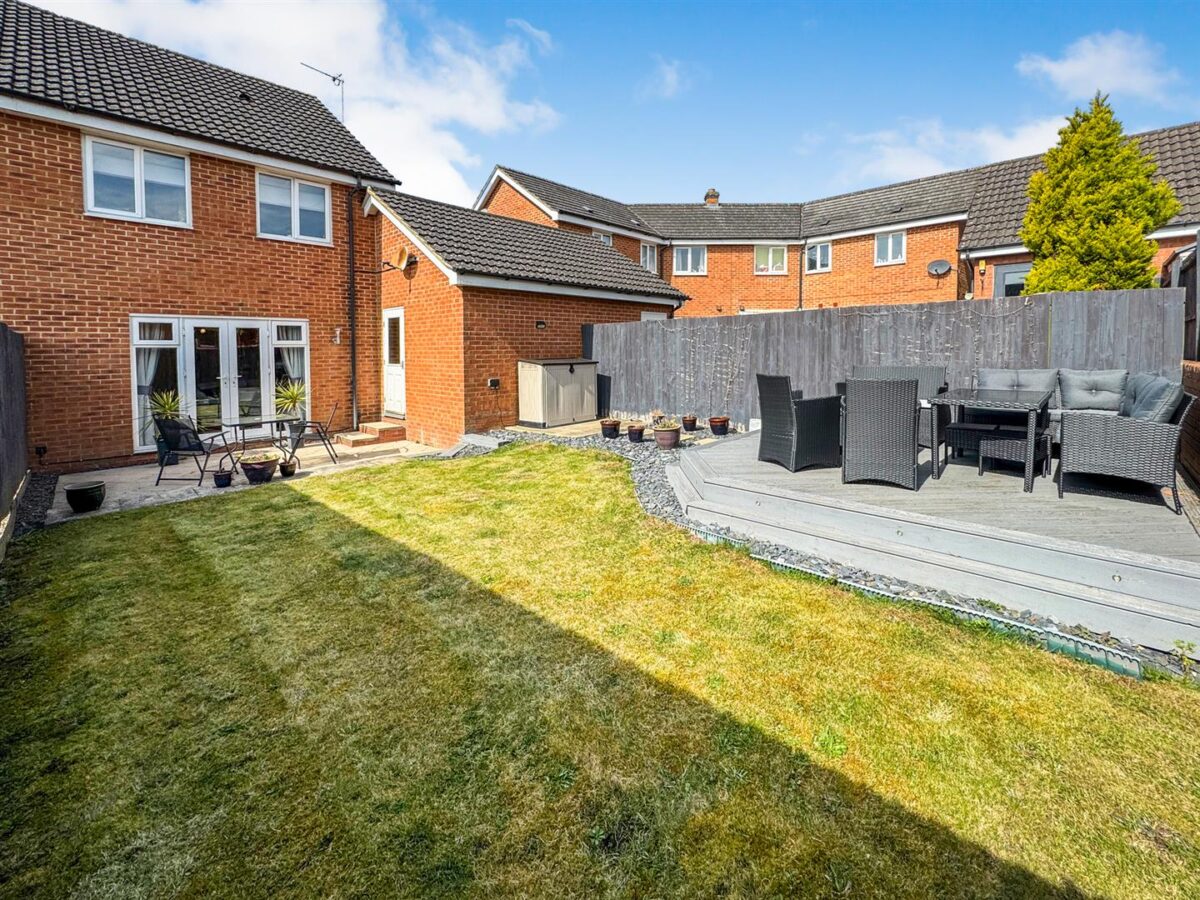 Violet Close, Corby