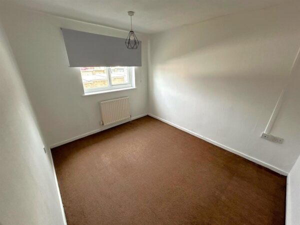 Grantham Walk, Corby