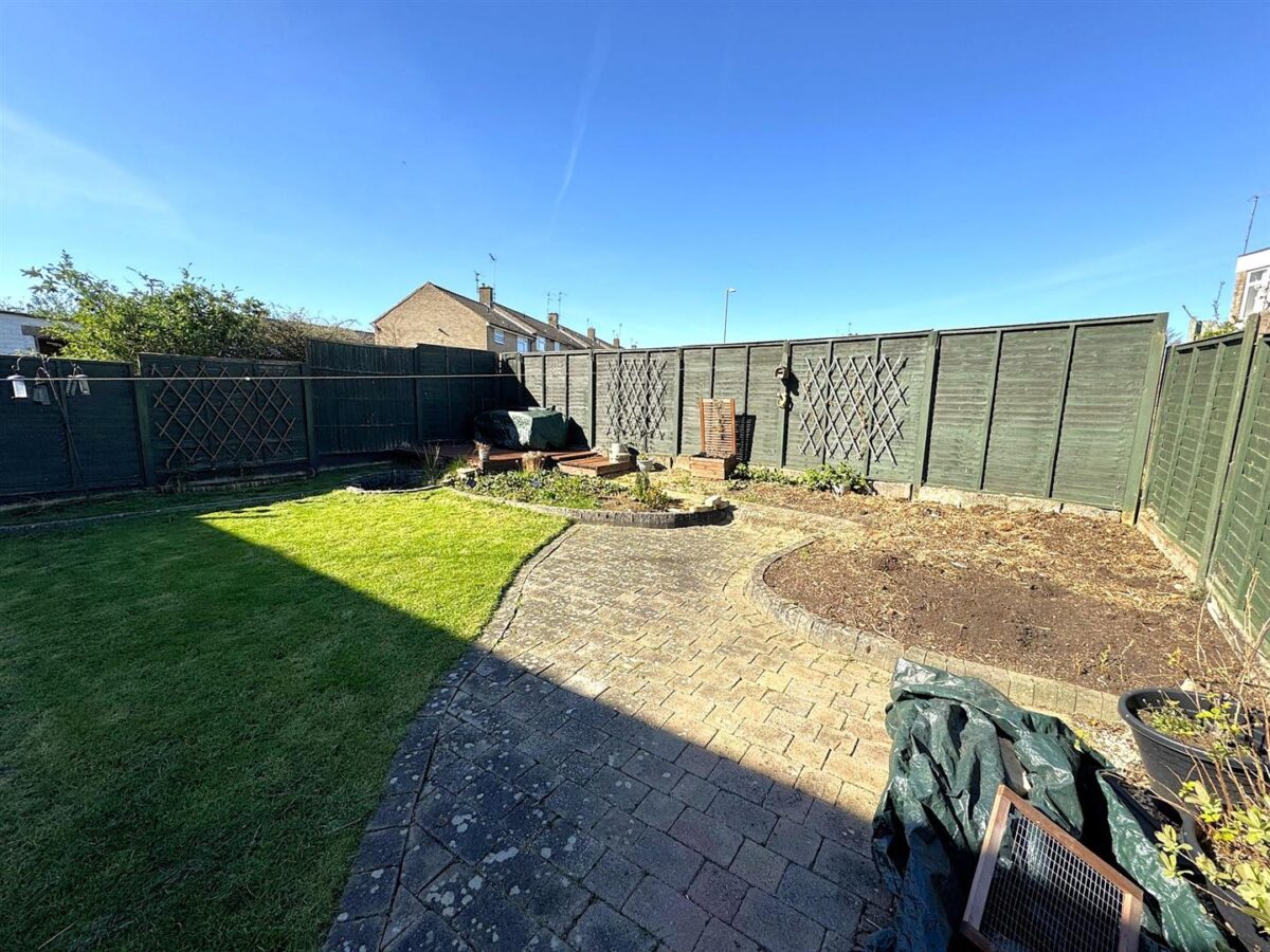 Shetland Way, Corby