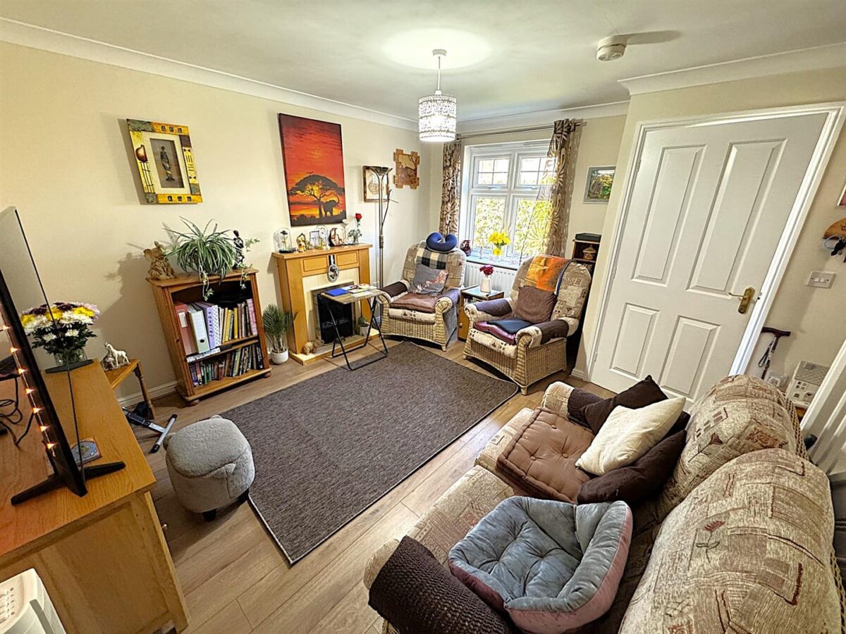 Corfe Close, Corby