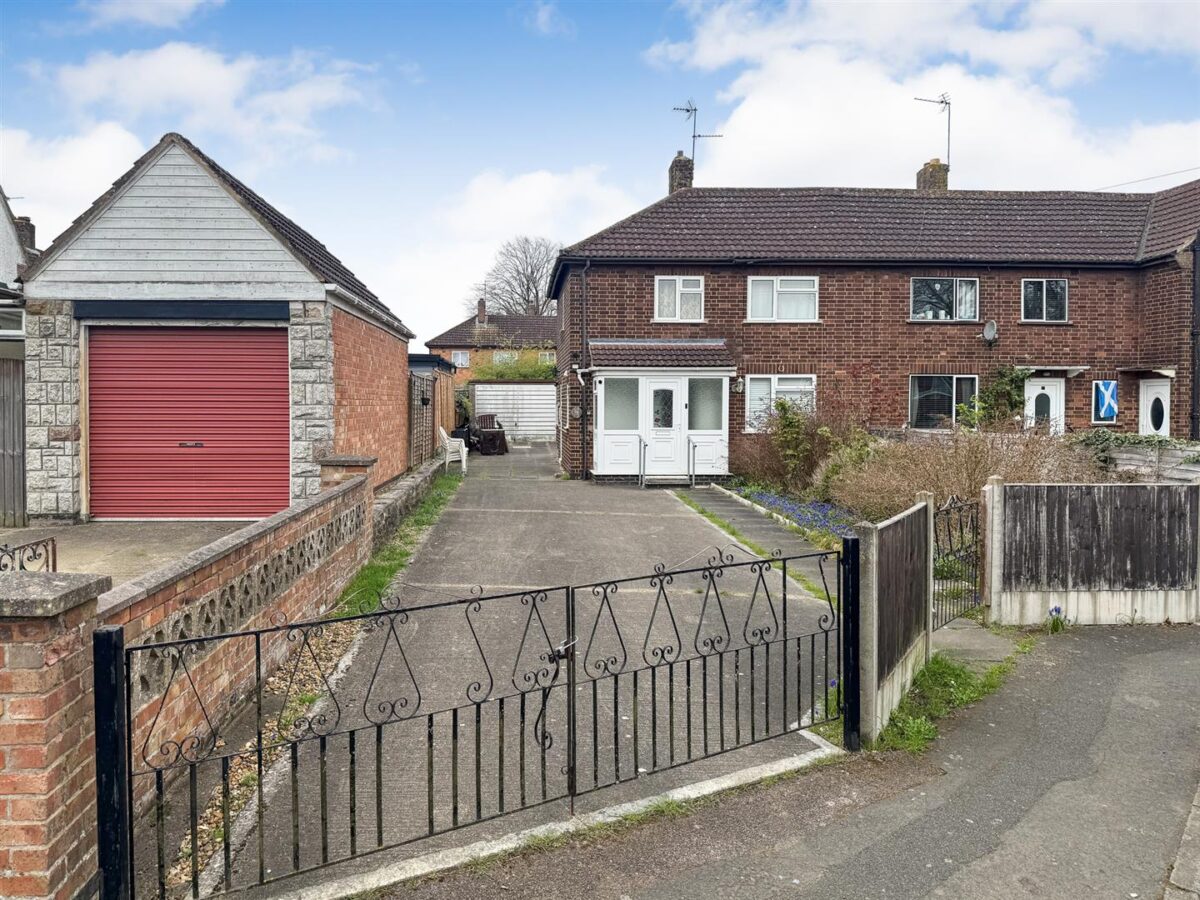Faraday Grove, Corby