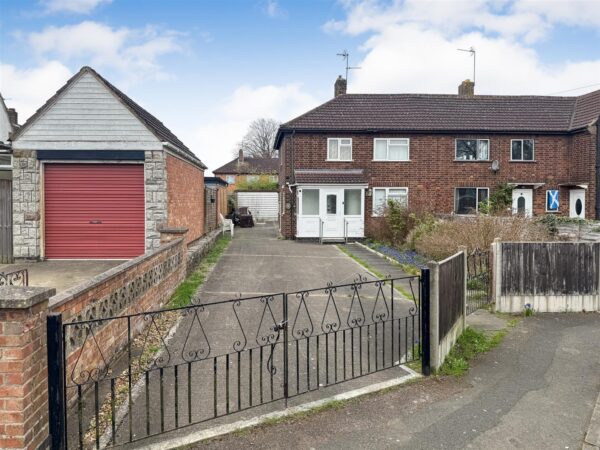 Faraday Grove, Corby