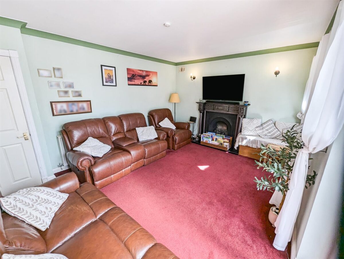 Hempland Close, Great Oakley, Corby