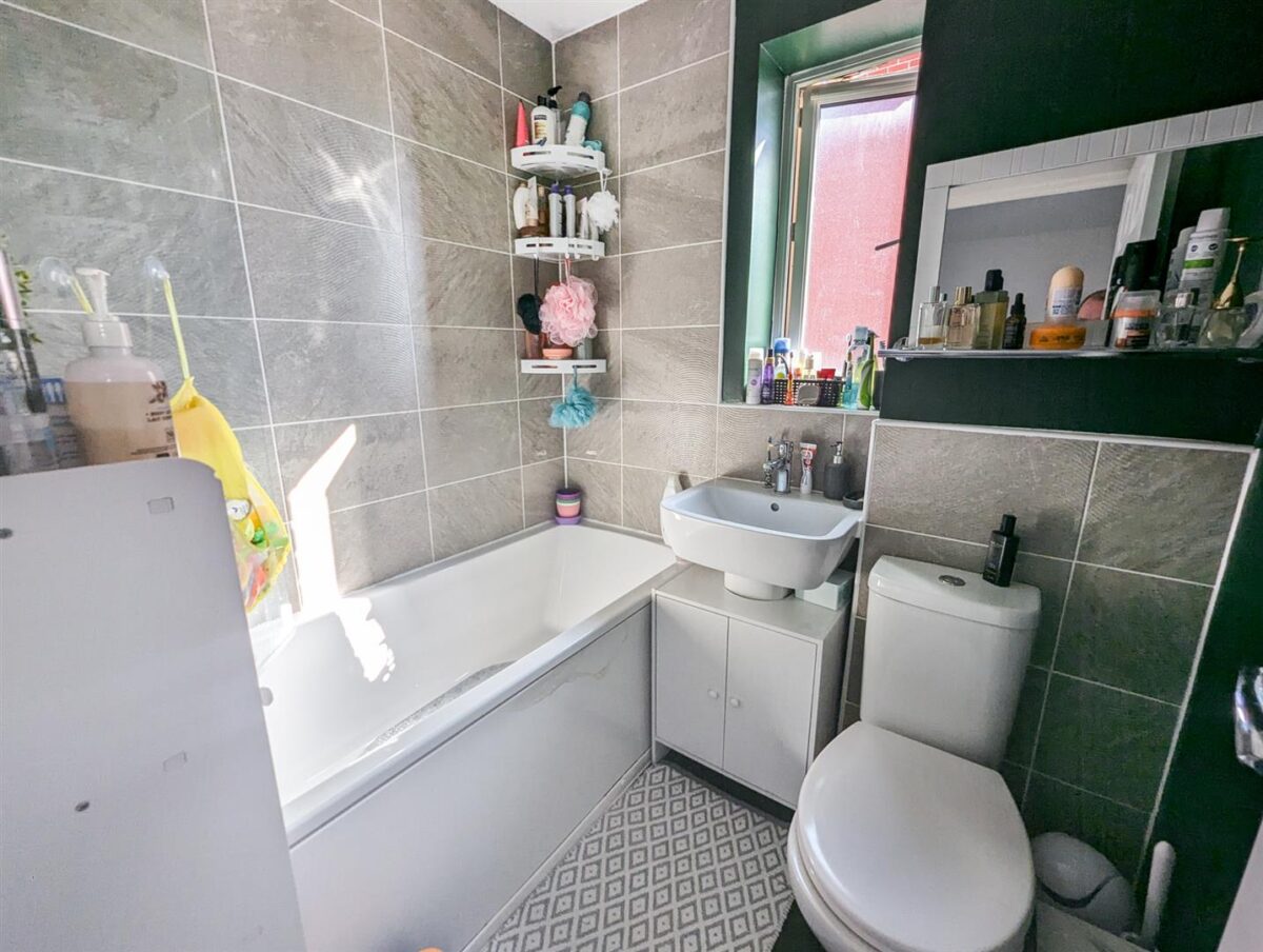 Egan Close, Weldon, Corby
