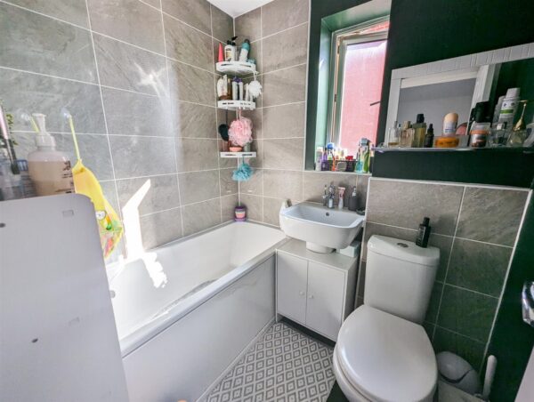 Egan Close, Weldon, Corby