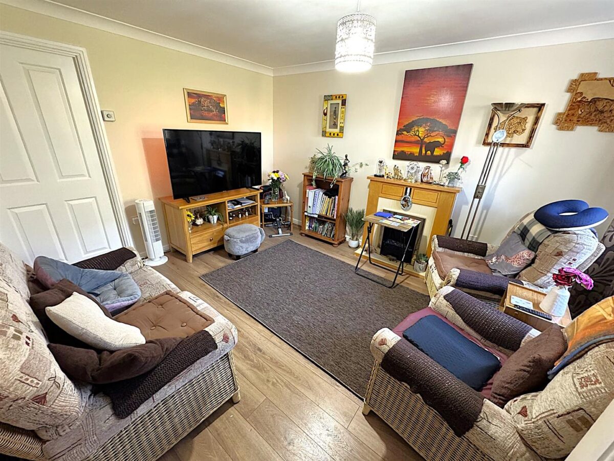 Corfe Close, Corby