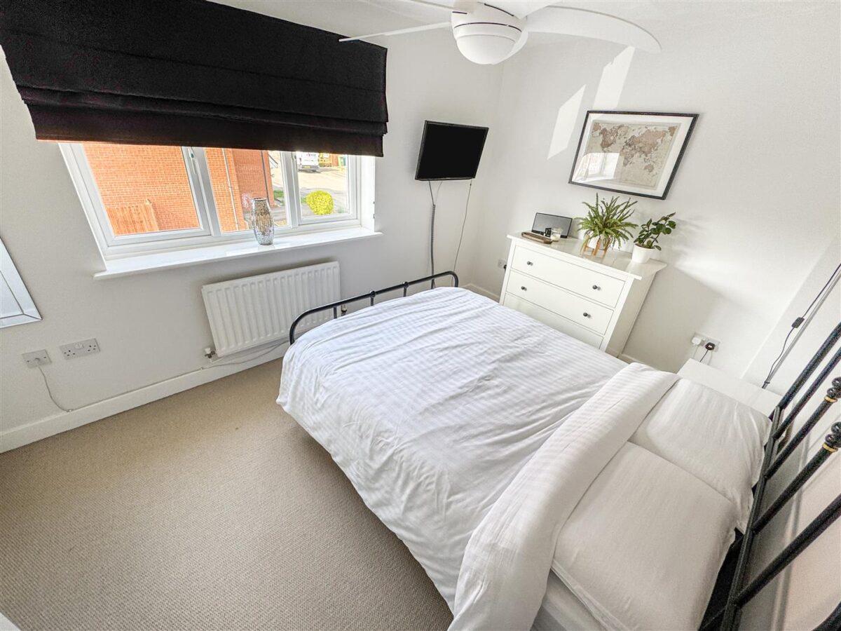 Violet Close, Corby