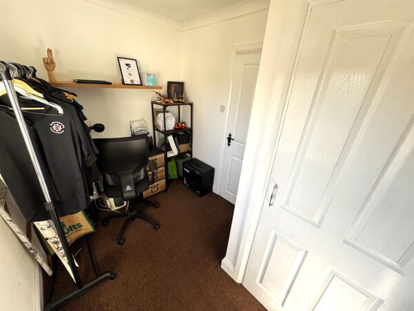 Shetland Way, Corby