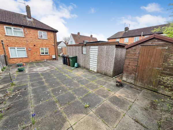 Faraday Grove, Corby